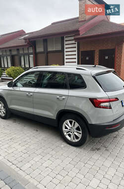 Позашляховик / Кросовер Skoda Karoq 2018 в 