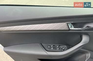 Внедорожник / Кроссовер Skoda Karoq 2022 в 