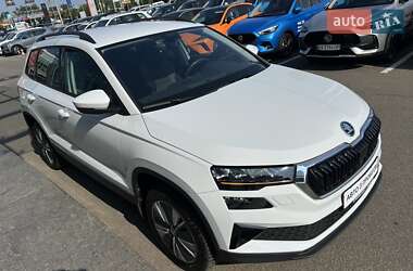 Внедорожник / Кроссовер Skoda Karoq 2023 в 