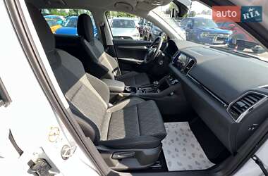 Внедорожник / Кроссовер Skoda Karoq 2023 в 