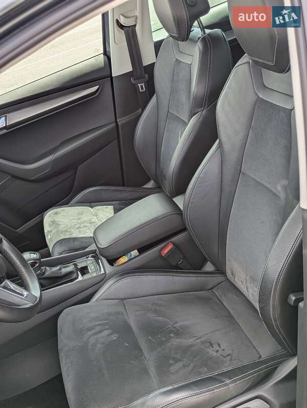 Позашляховик / Кросовер Skoda Karoq 2018 в Львові фото 10 Позашляховик / Кросовер Skoda Karoq 2018 в Львові