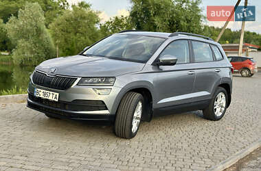 Внедорожник / Кроссовер Skoda Karoq 2021 в 