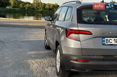 Внедорожник / Кроссовер Skoda Karoq 2021 в 