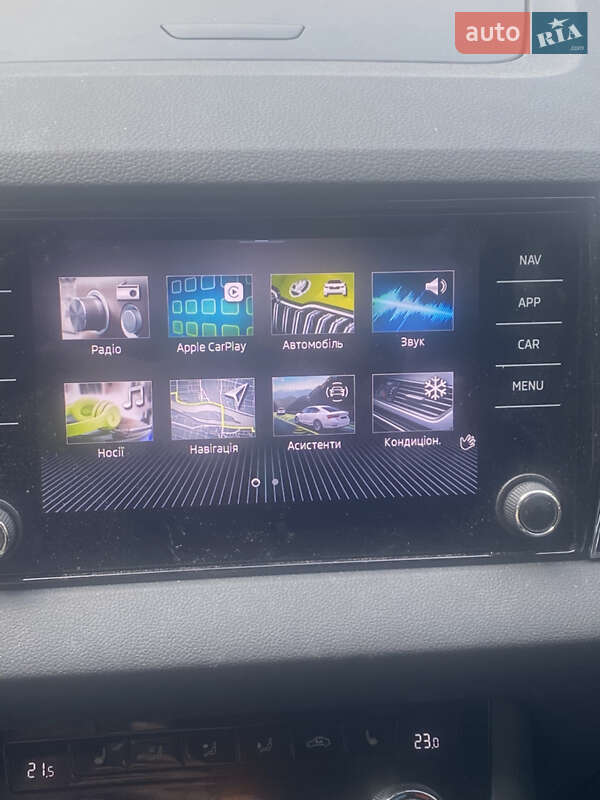 Позашляховик / Кросовер Skoda Karoq 2023 в Ужгороді