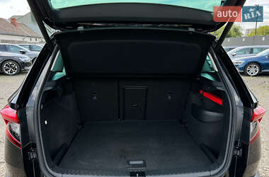 Внедорожник / Кроссовер Skoda Karoq 2020 в 