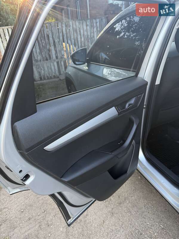 Позашляховик / Кросовер Skoda Karoq 2018 в Долинській