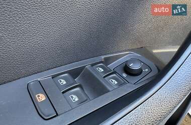 Позашляховик / Кросовер Skoda Karoq 2021 в 