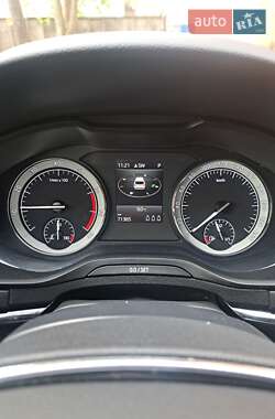Внедорожник / Кроссовер Skoda Karoq 2021 в 