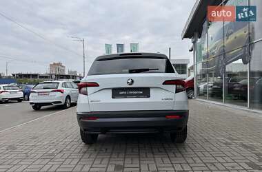 Внедорожник / Кроссовер Skoda Karoq 2018 в 