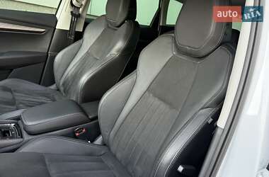 Внедорожник / Кроссовер Skoda Karoq 2023 в 