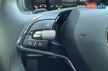 Внедорожник / Кроссовер Skoda Karoq 2023 в 