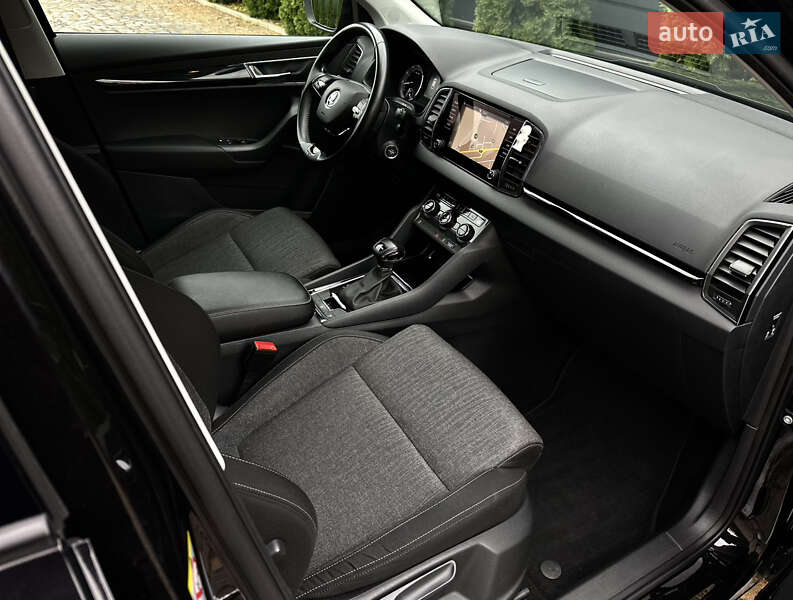 Внедорожник / Кроссовер Skoda Karoq 2021 в Мукачево