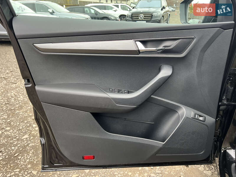 Внедорожник / Кроссовер Skoda Karoq 2021 в Луцке