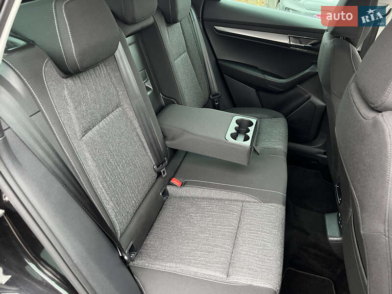 Внедорожник / Кроссовер Skoda Karoq 2021 в Луцке