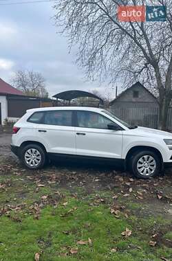Внедорожник / Кроссовер Skoda Karoq 2021 в Лозовой