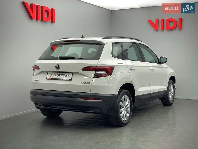 Внедорожник / Кроссовер Skoda Karoq 2019 в Киеве
