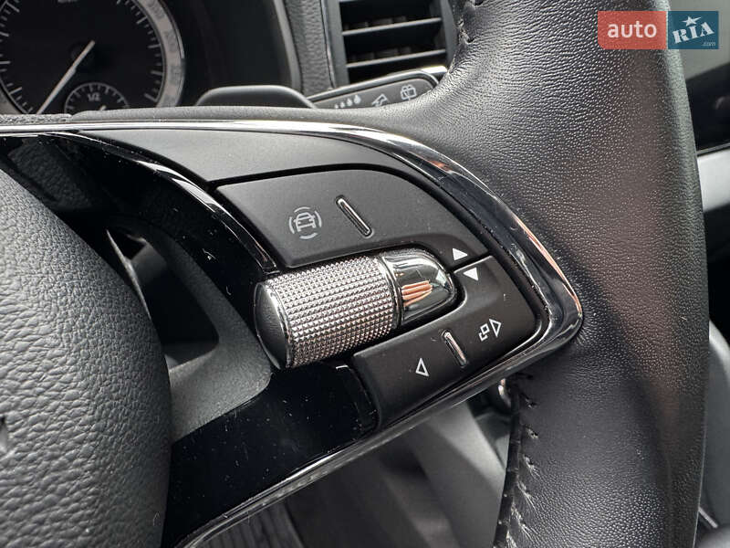 Внедорожник / Кроссовер Skoda Karoq 2022 в Ивано-Франковске