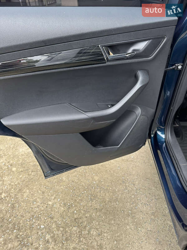 Внедорожник / Кроссовер Skoda Karoq 2020 в Полтаве