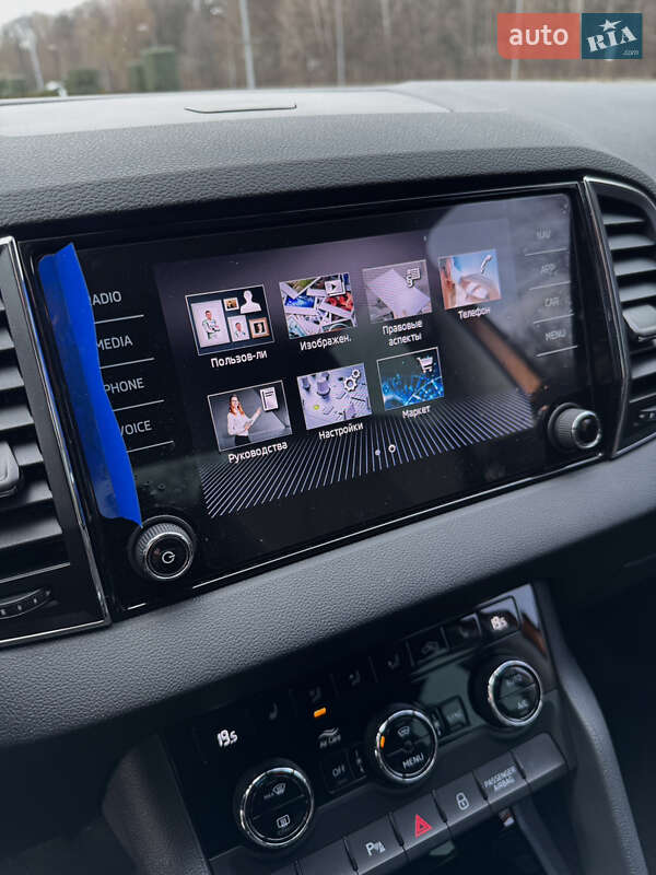 Внедорожник / Кроссовер Skoda Karoq 2024 в Днепре