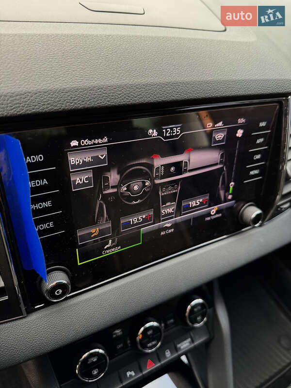 Внедорожник / Кроссовер Skoda Karoq 2024 в Днепре