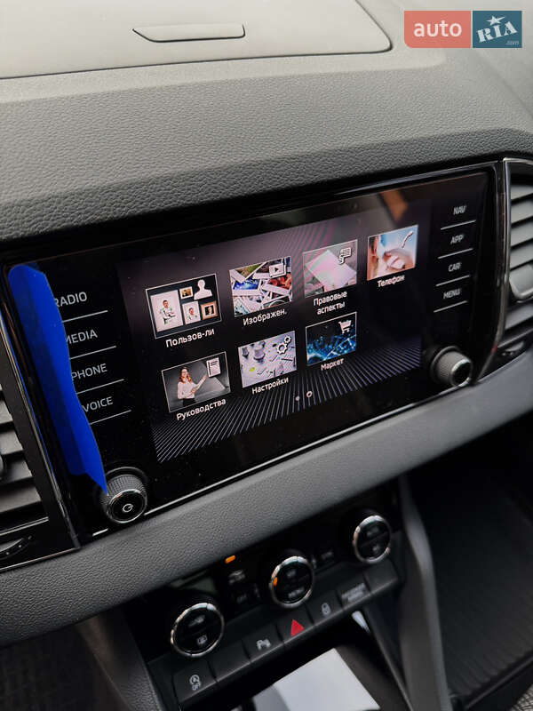 Внедорожник / Кроссовер Skoda Karoq 2024 в Днепре