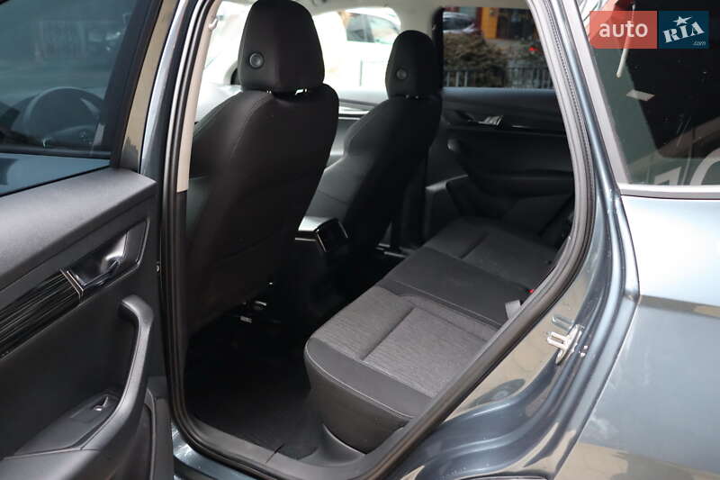 Позашляховик / Кросовер Skoda Karoq 2018 в Львові