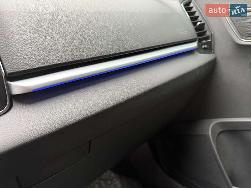 Внедорожник / Кроссовер Skoda Karoq 2020 в Ровно