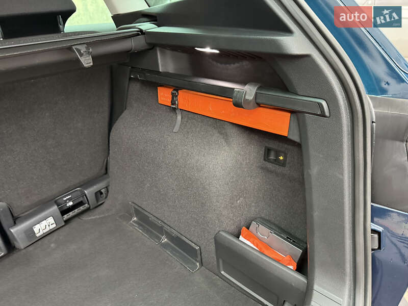 Внедорожник / Кроссовер Skoda Karoq 2020 в Ровно