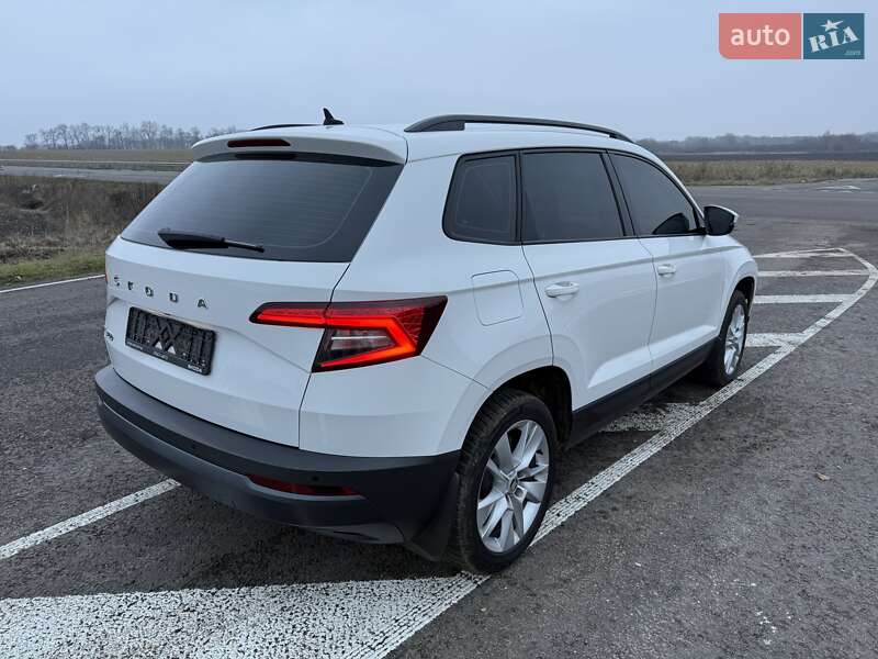 Внедорожник / Кроссовер Skoda Karoq 2020 в Киеве