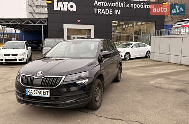 Внедорожник / Кроссовер Skoda Karoq 2020 в Киеве