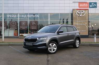 Внедорожник / Кроссовер Skoda Karoq 2023 в Киеве