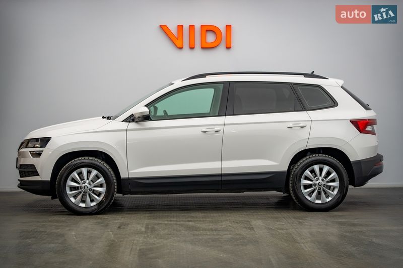 Внедорожник / Кроссовер Skoda Karoq 2020 в Киеве