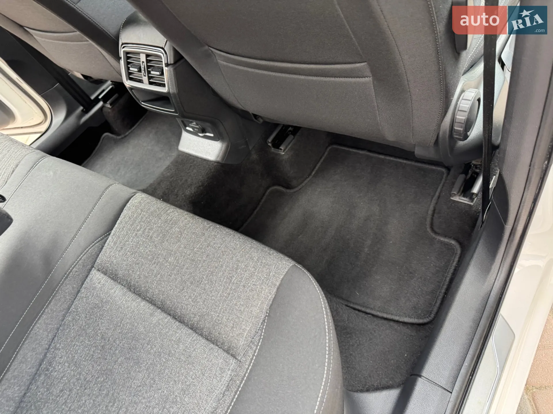 2019 Skoda Karoq - мініатюра 172