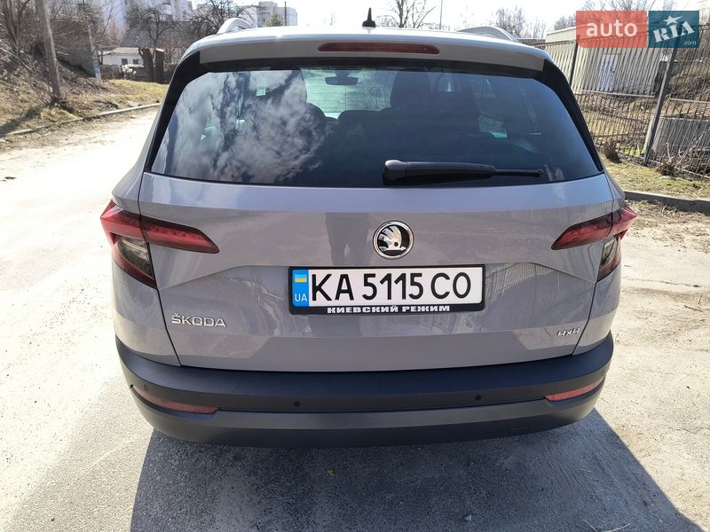 Внедорожник / Кроссовер Skoda Karoq 2018 в Киеве