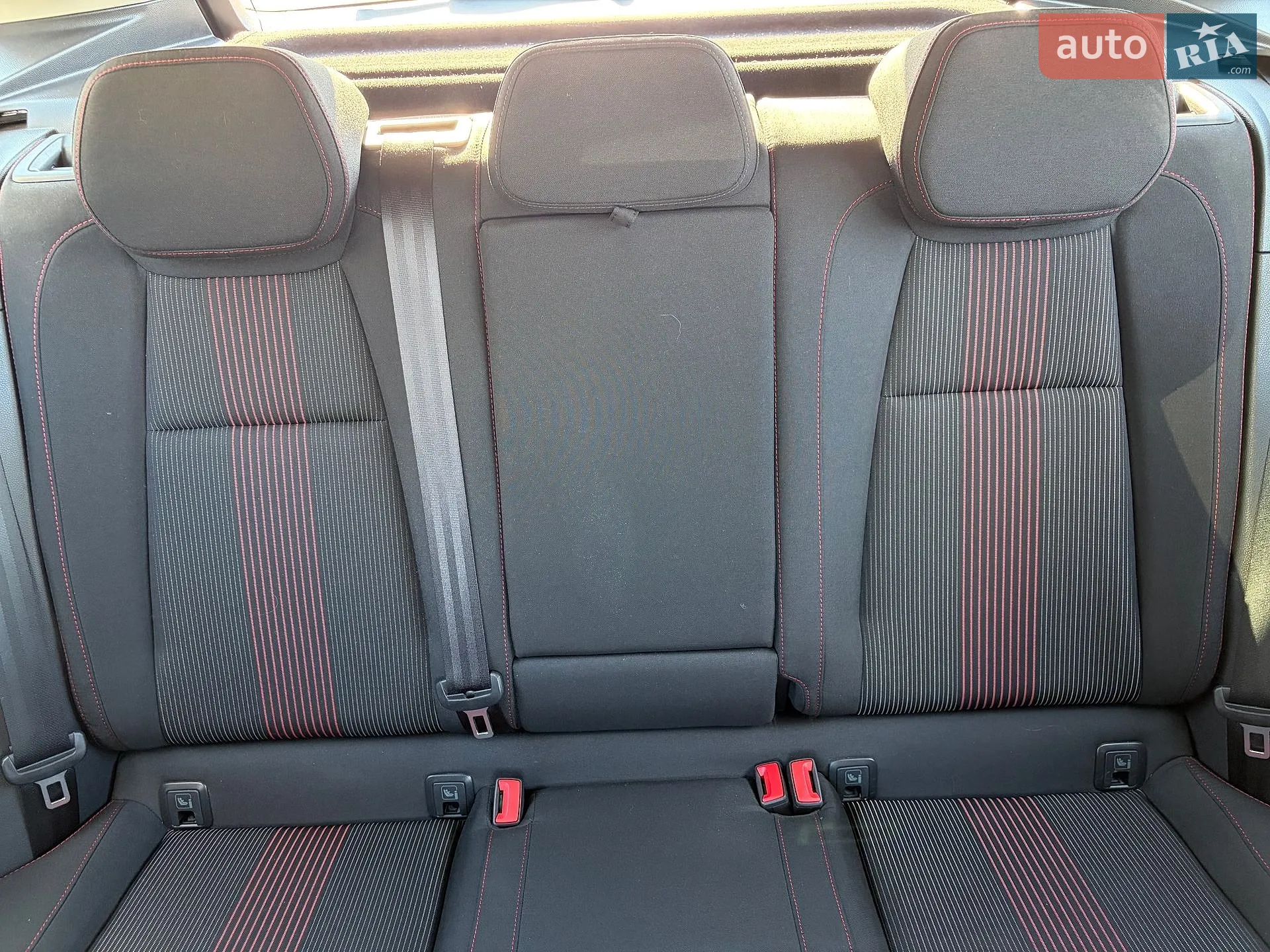 Skoda Karoq 2018 VIN TMBJR6NU1KB200191 фото оголошення 28 з 59