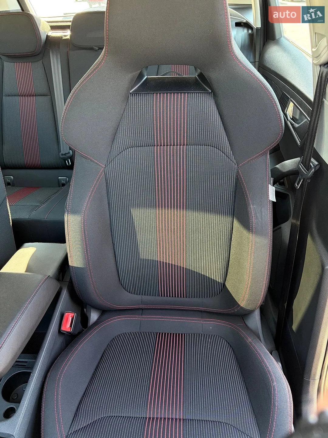 Skoda Karoq 2018 VIN TMBJR6NU1KB200191 фото оголошення 29 з 59