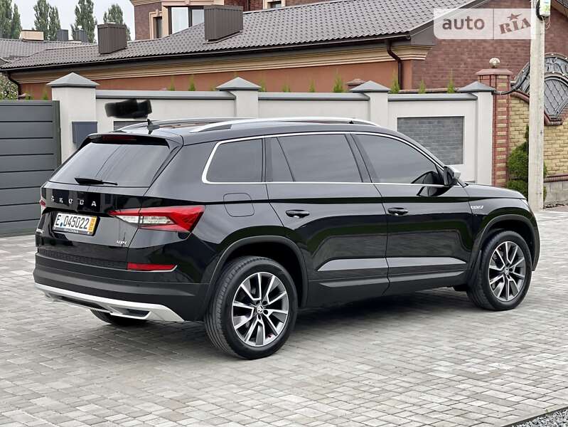 Позашляховик / Кросовер Skoda Kodiaq Scout 2019 в Рівному