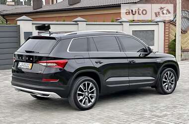 Позашляховик / Кросовер Skoda Kodiaq Scout 2019 в 