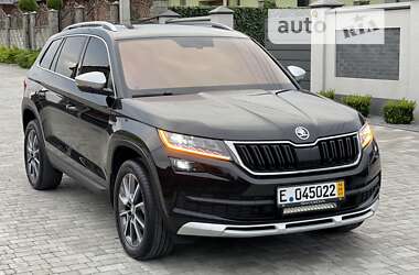 Позашляховик / Кросовер Skoda Kodiaq Scout 2019 в 