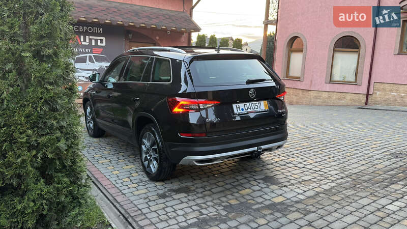 Позашляховик / Кросовер Skoda Kodiaq Scout 2018 в Сваляві