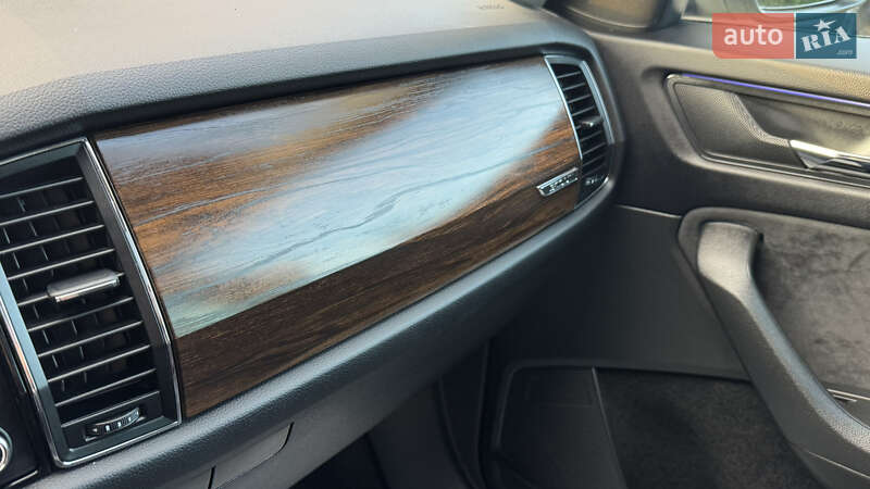 Позашляховик / Кросовер Skoda Kodiaq Scout 2018 в Сваляві