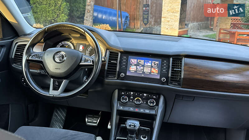 Позашляховик / Кросовер Skoda Kodiaq Scout 2018 в Сваляві