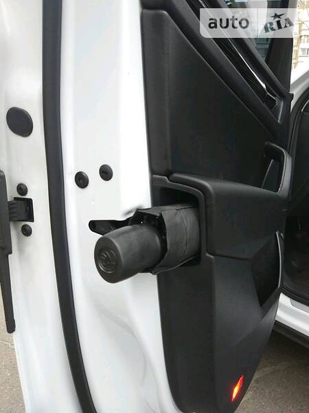 Позашляховик / Кросовер Skoda Kodiaq 2018 в Києві фото 43 Позашляховик / Кросовер Skoda Kodiaq 2018 в Києві