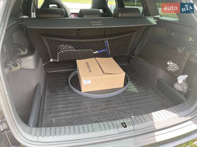 Внедорожник / Кроссовер Skoda Kodiaq 2021 в Полтаве