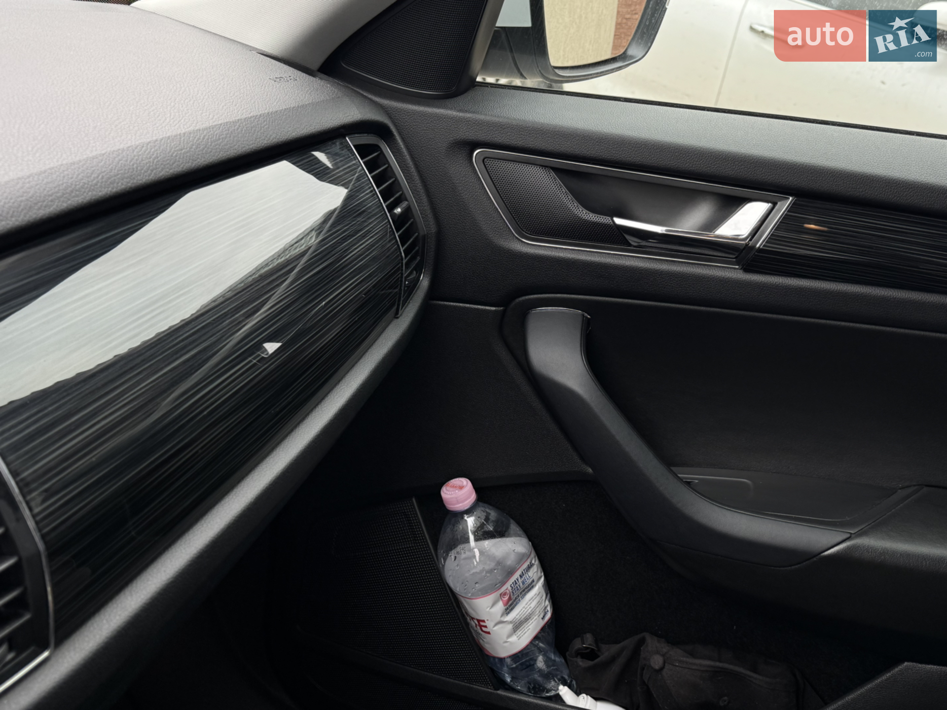 Skoda Kodiaq 2017 VIN TMBLJ6NS8HB400069 фото оголошення 59 з 92