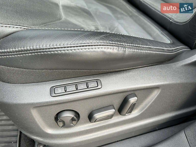 Позашляховик / Кросовер Skoda Kodiaq 2020 в Дніпрі