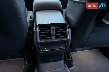 Позашляховик / Кросовер Skoda Kodiaq 2019 в 