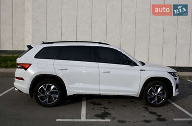 Внедорожник / Кроссовер Skoda Kodiaq 2023 в 