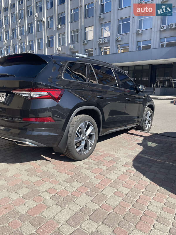 Внедорожник / Кроссовер Skoda Kodiaq 2023 в Полтаве