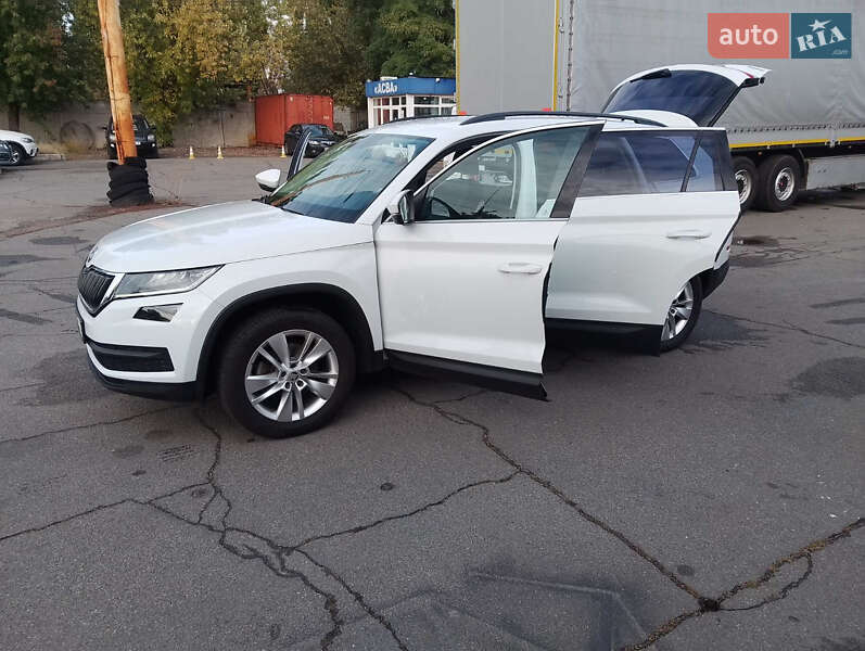 Позашляховик / Кросовер Skoda Kodiaq 2018 в Києві фото 13 Позашляховик / Кросовер Skoda Kodiaq 2018 в Києві